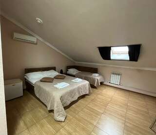 Гостиница Гончаровъ Ульяновск Стандартный семейный номер-3