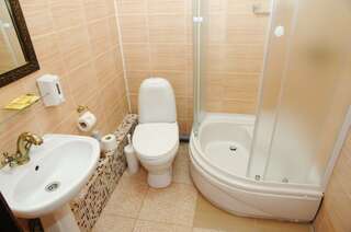 Гостиница Гончаровъ Ульяновск Стандарт с двумя раздельными кроватями-2