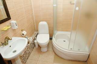 Гостиница Гончаровъ Ульяновск Люкс с 1 спальней-4